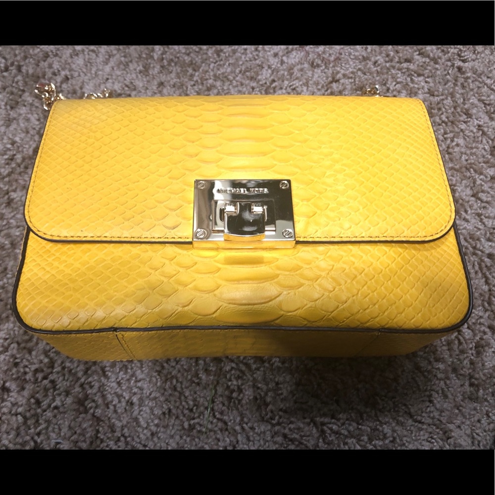 Micheal Kors Shoulder bag with dust bag